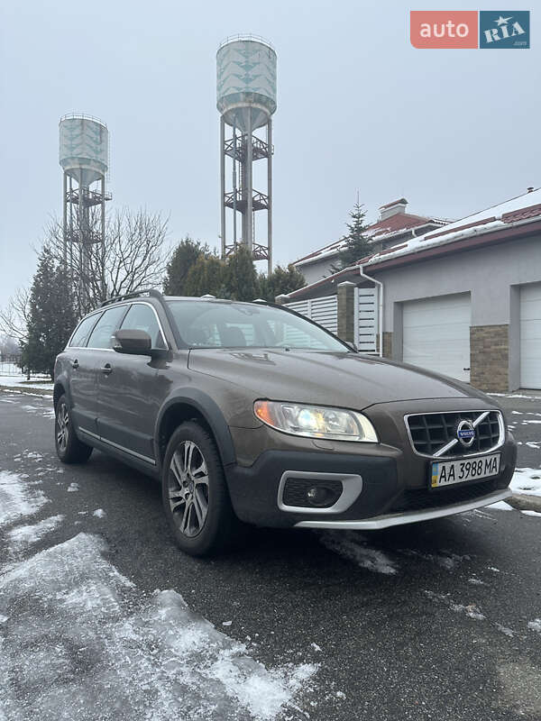 Volvo Xc70 (2011)