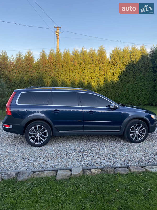 Volvo Xc70 (2012)