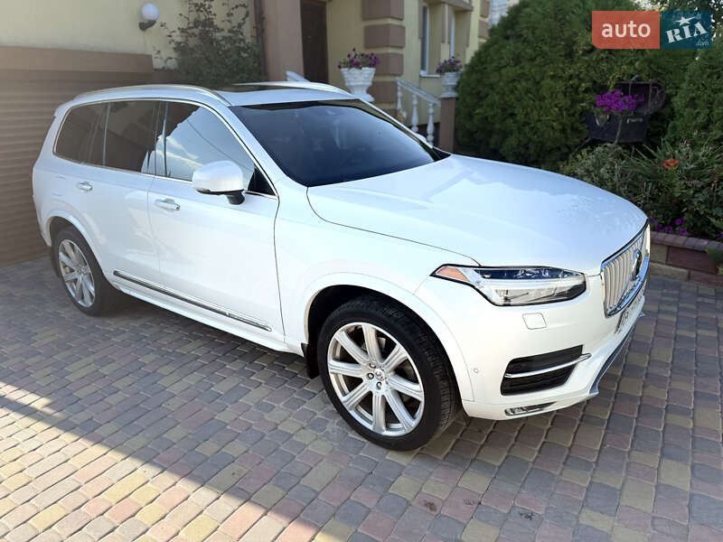 Volvo Xc90 (2016)