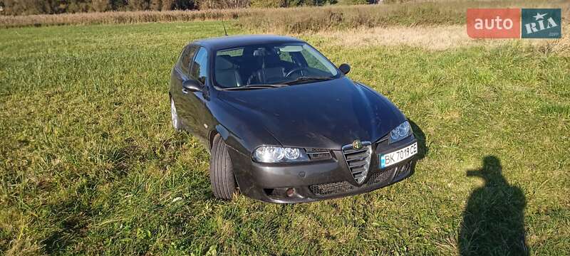 Alfa-romeo 156 (2003)