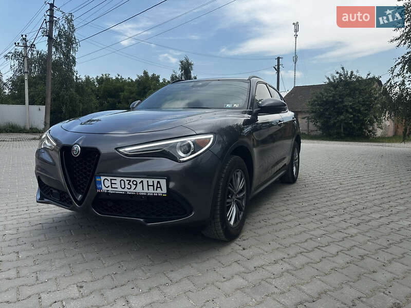 Alfa romeo Stelvio (2021)
