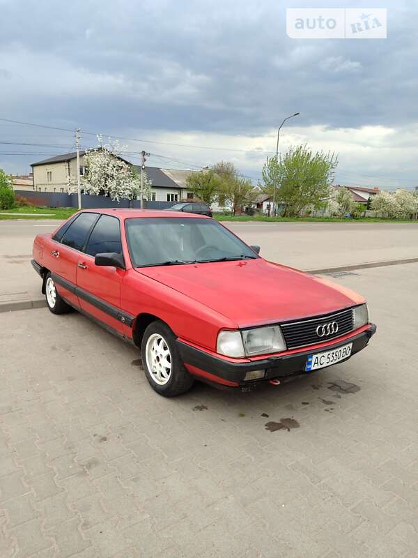 Audi 100 (1988)