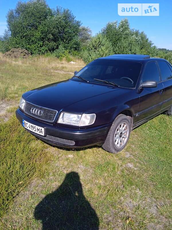 Audi 100 (1992)