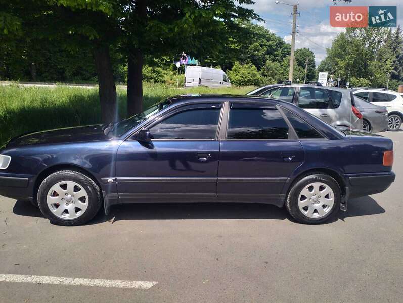 Audi 100 (1993)
