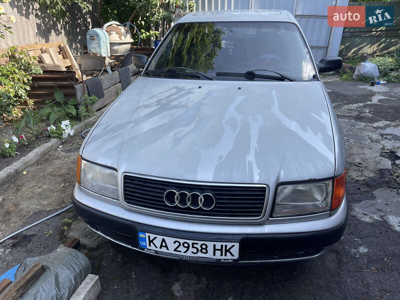 Audi 100 (1992)