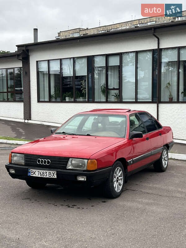 Audi 100 (1990)