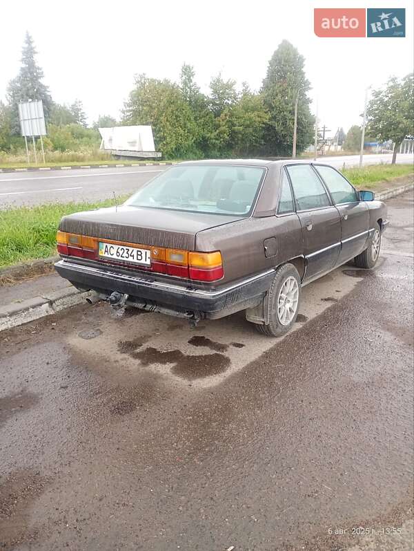 Audi 100 (1986)