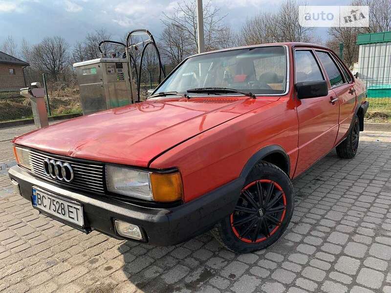 Audi 80 (1982)