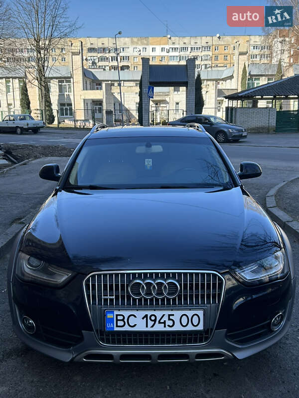 Audi A4 allroad (2014)