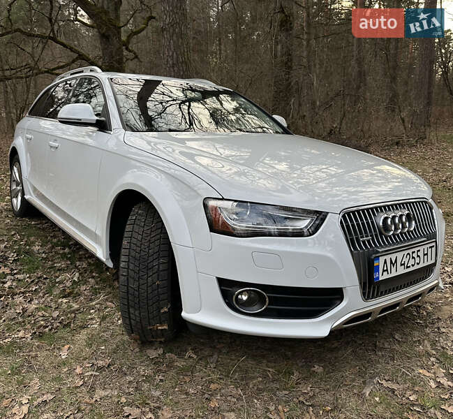 Audi A4 allroad (2014)