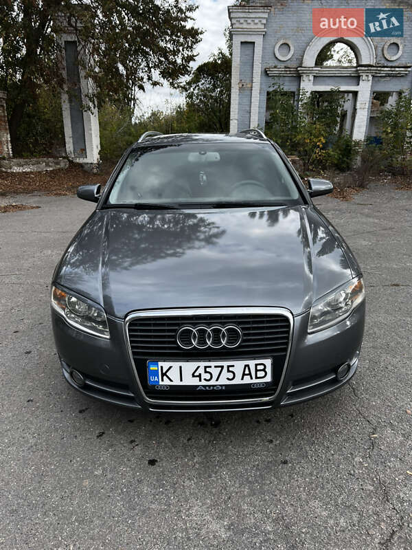 Audi A4 (2004)