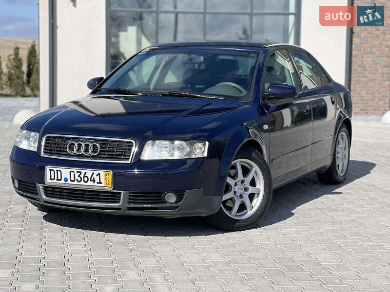 Audi A4 (2003)