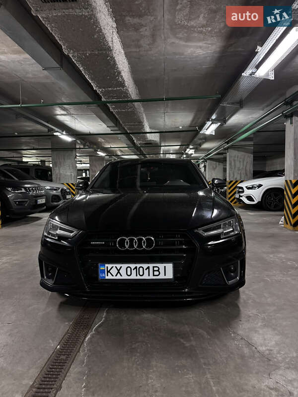 Audi A4 (2019)