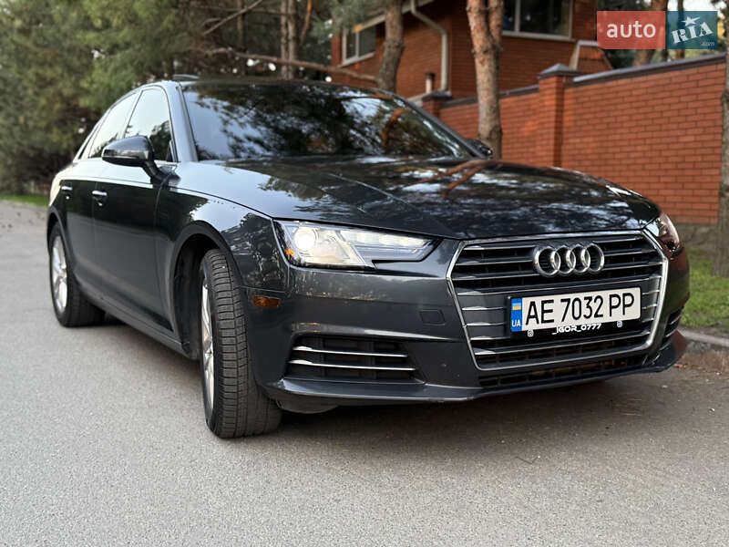 Audi A4 (2016)