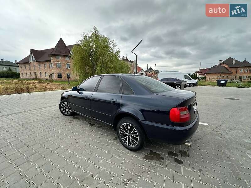 Audi A4 (1997)