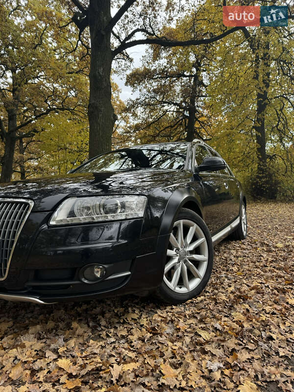 Audi A6 allroad (2010)