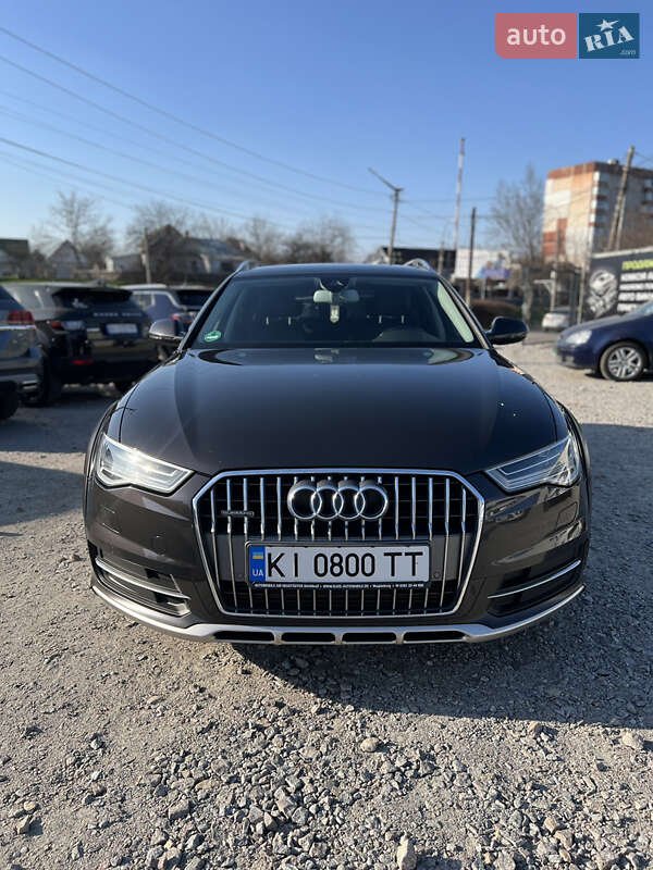 Audi A6 allroad (2015)