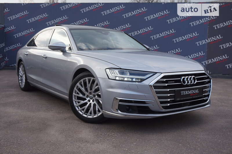 Audi A8 (2017)