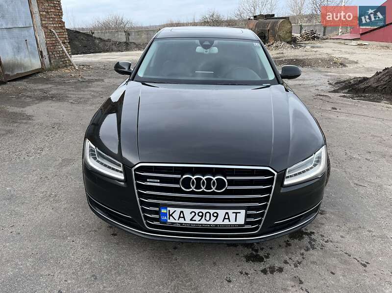 Audi A8 (2017)