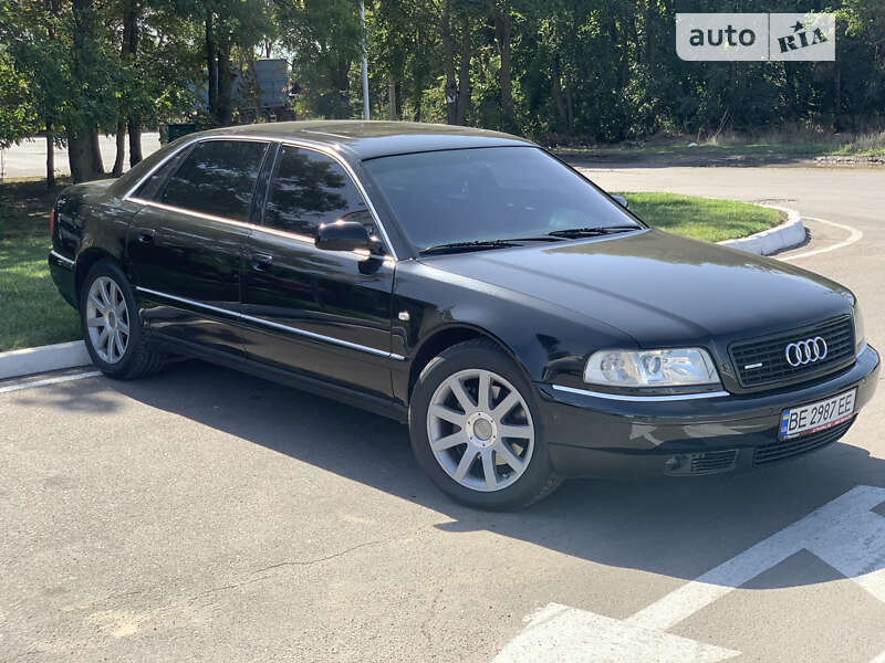 Audi A8 (2000)