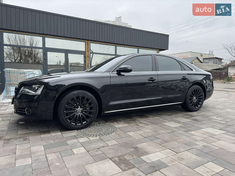Audi A8 (2012)