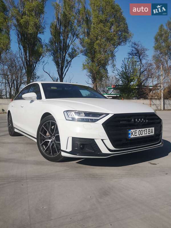 Audi A8 (2021)