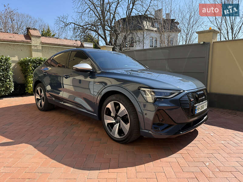 Audi E-tron sportback (2021)