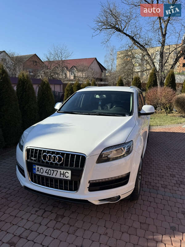 Audi Q7 (2011)