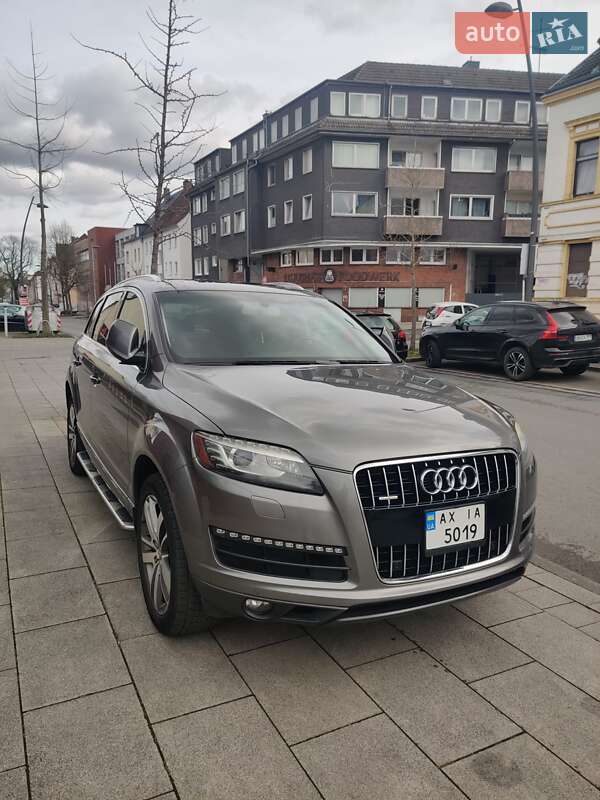Audi Q7 (2010)