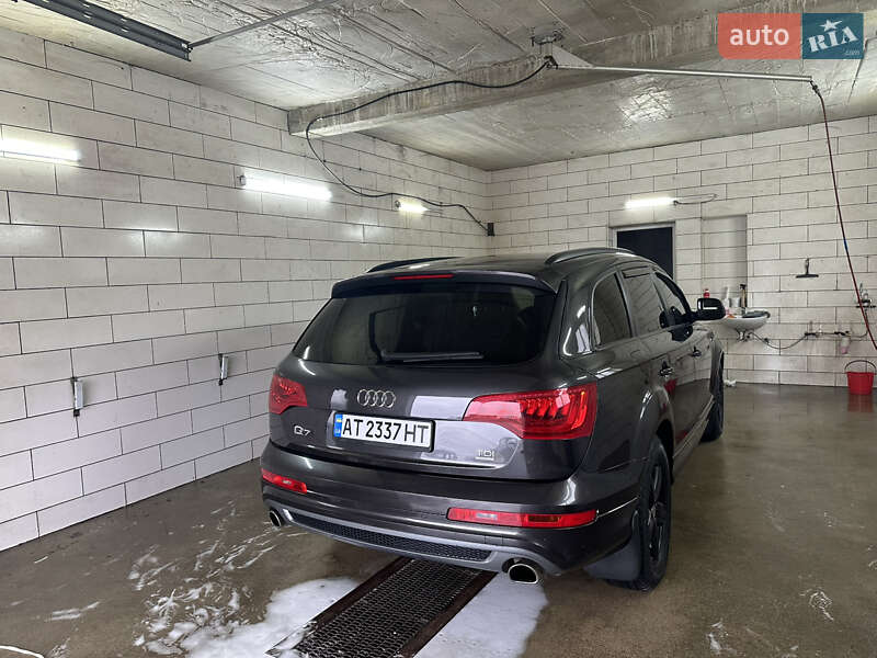 Audi Q7 (2012)