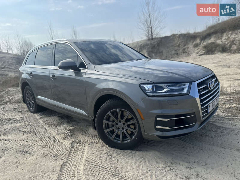 Audi Q7 (2017)