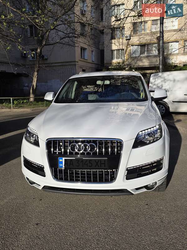 Audi Q7 (2013)