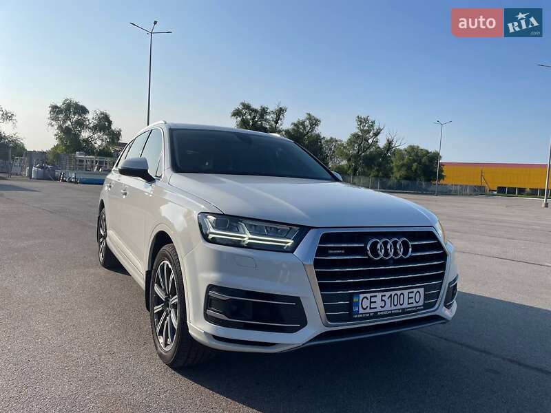 Audi Q7 (2017)