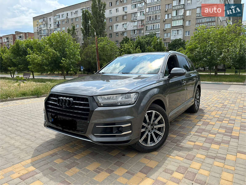 Audi Q7 (2019)
