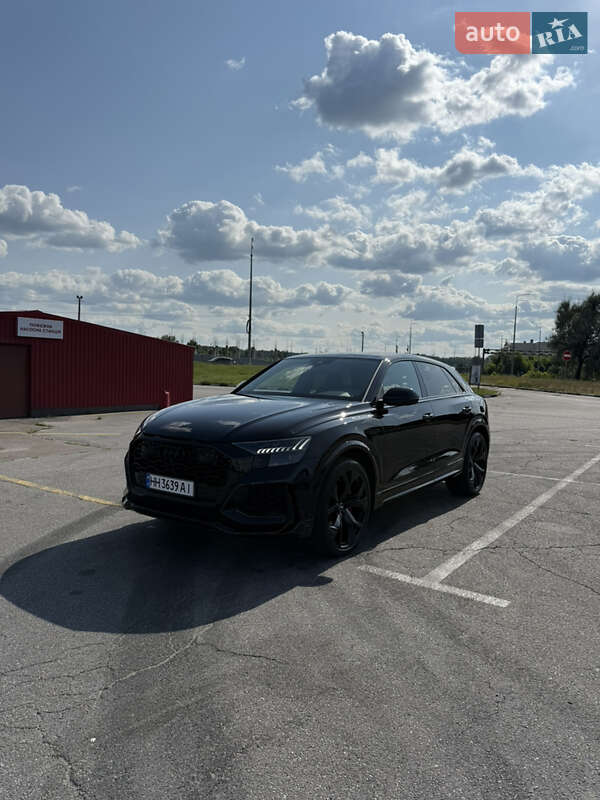 Audi Rs q8 (2020)