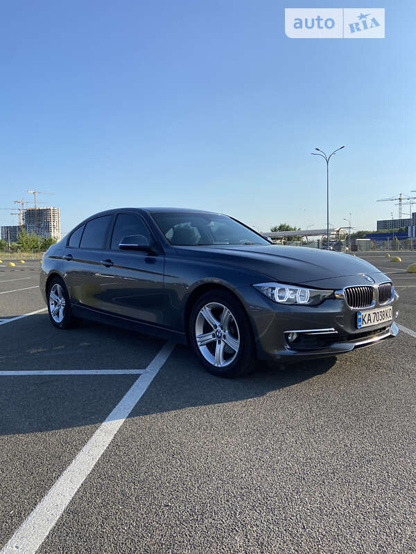 Bmw 320khi (2014)