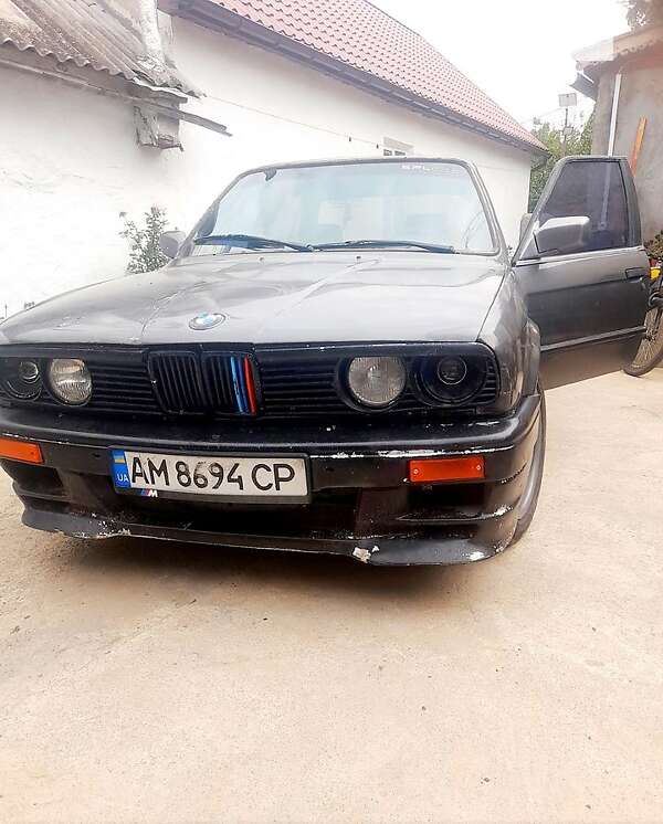 Bmw 320 (1987)