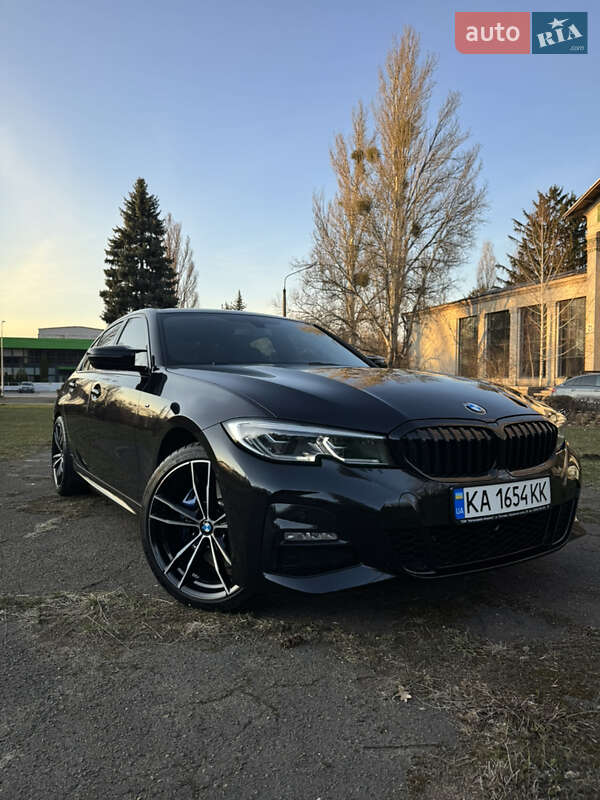 Bmw 3 series (2022)