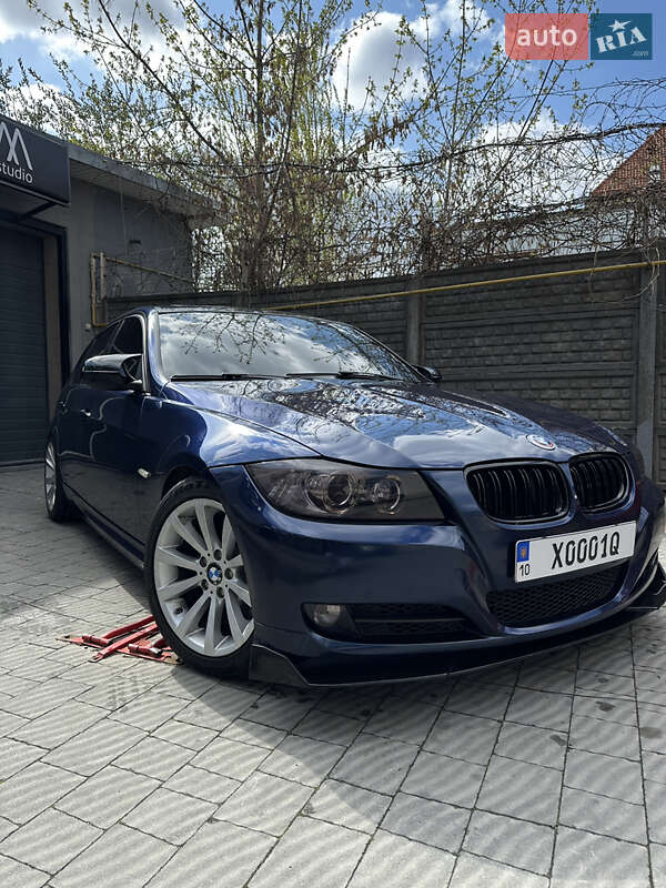 Bmw 3 series (2010)