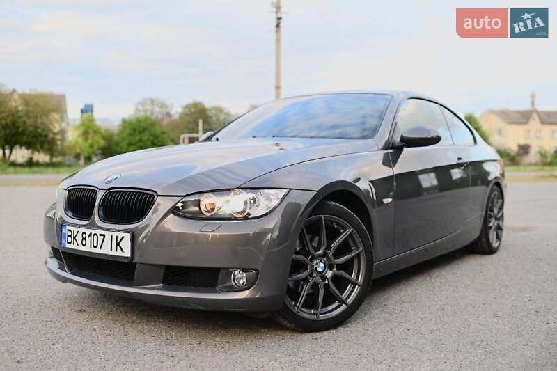 Bmw 3 series (2009)