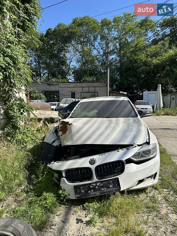 Bmw 3 series (2015)