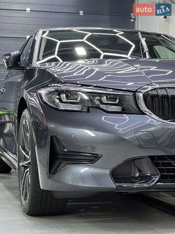 Bmw 3 series (2022)