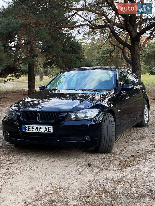 Bmw 3 series (2005)