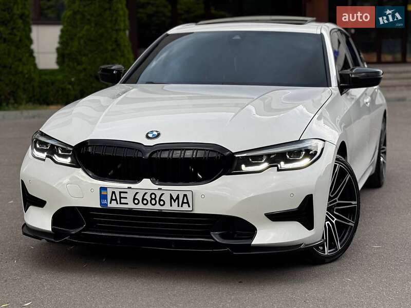 Bmw 3 series (2019)