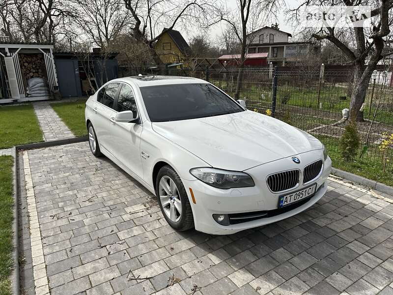 Bmw 528 (2012)