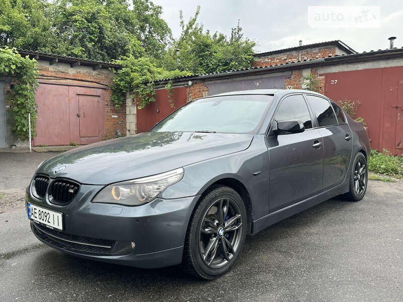 Bmw 530i (2008)