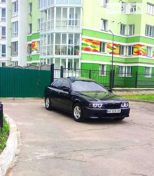 Bmw 523i (1999)