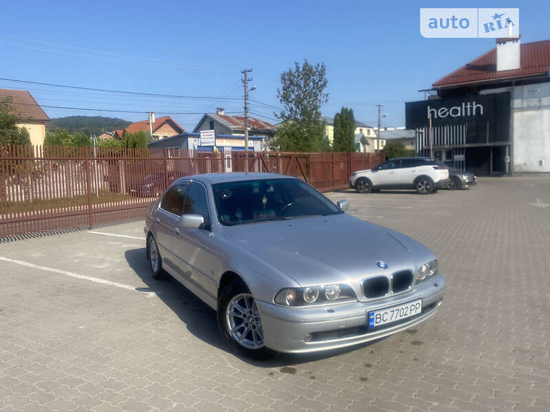 Bmw 530i (2002)