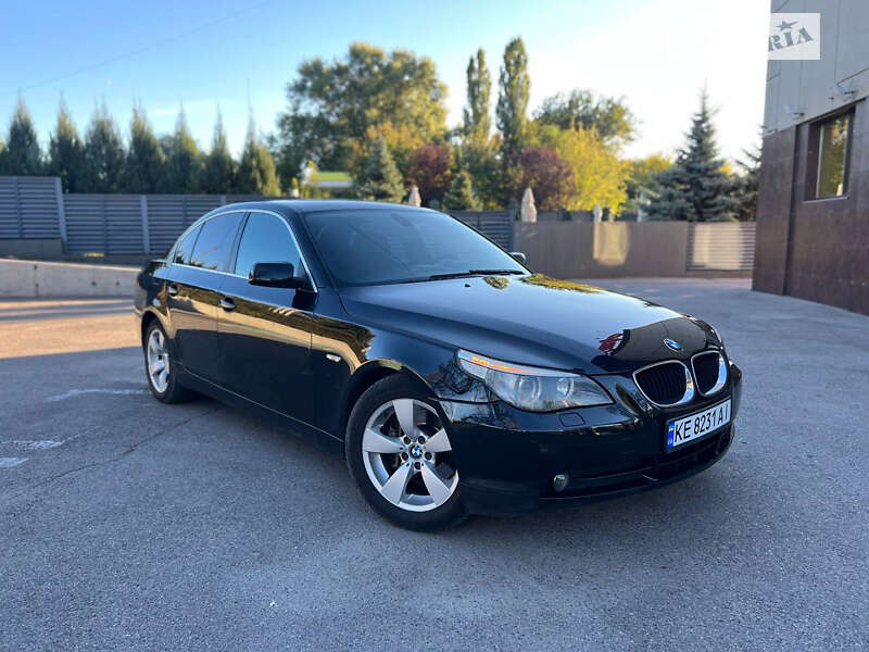 Bmw 530i (2004)
