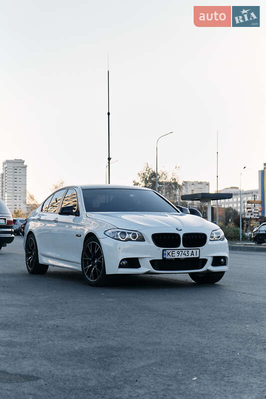 Bmw 520i (2012)
